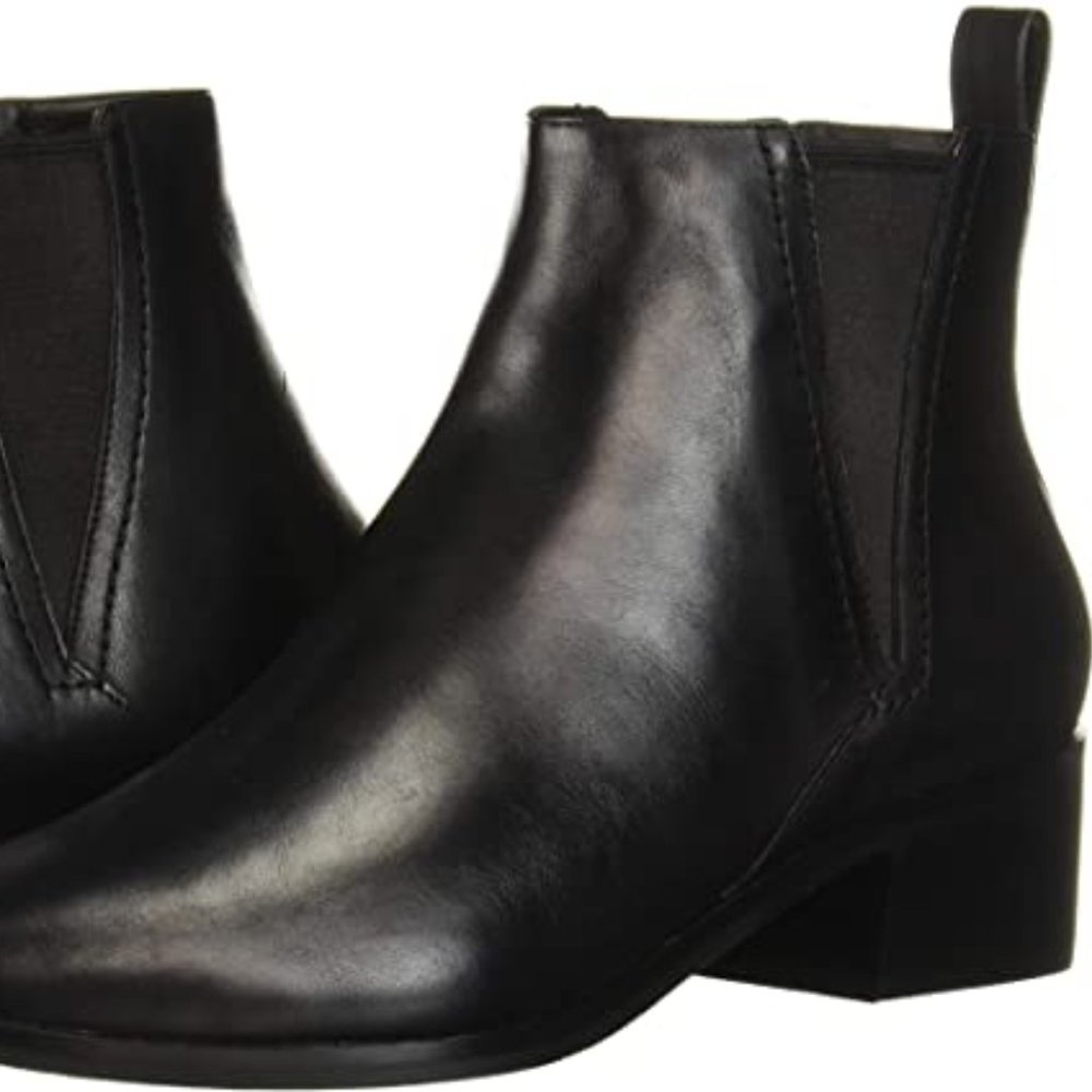 Cole Haan Women's Marinne Bootie 45mm Ankle Boot black leather Size 6